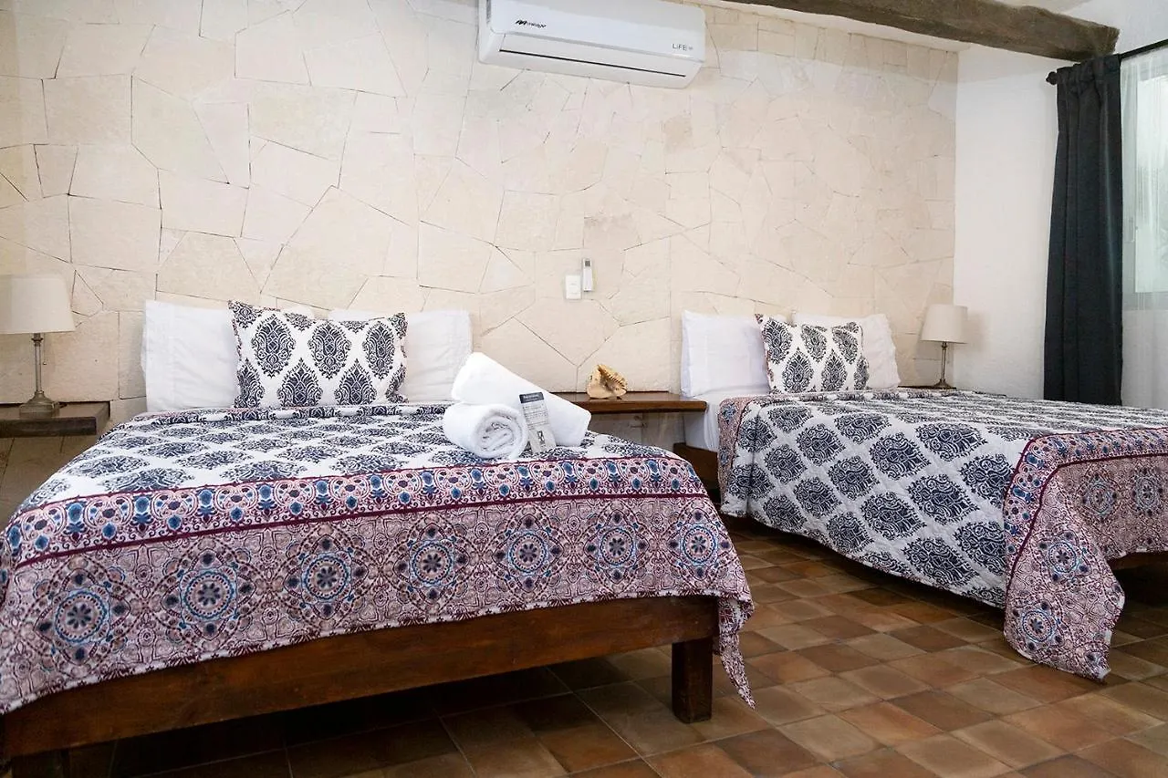 פוארטו מורלוס Hotel Amar Inn