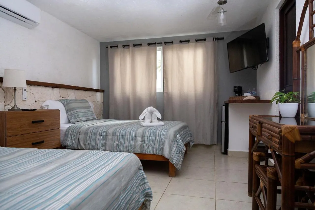 פוארטו מורלוס Hotel Amar Inn  פוארטו מורלוס