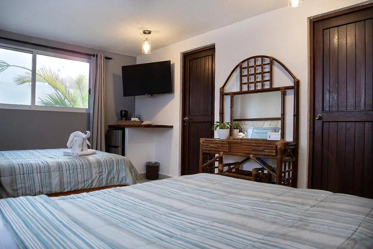 פוארטו מורלוס Hotel Amar Inn