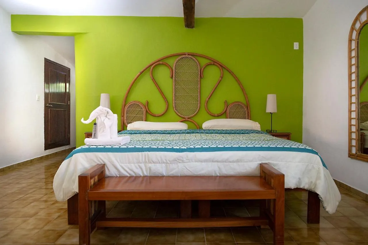 פוארטו מורלוס Hotel Amar Inn